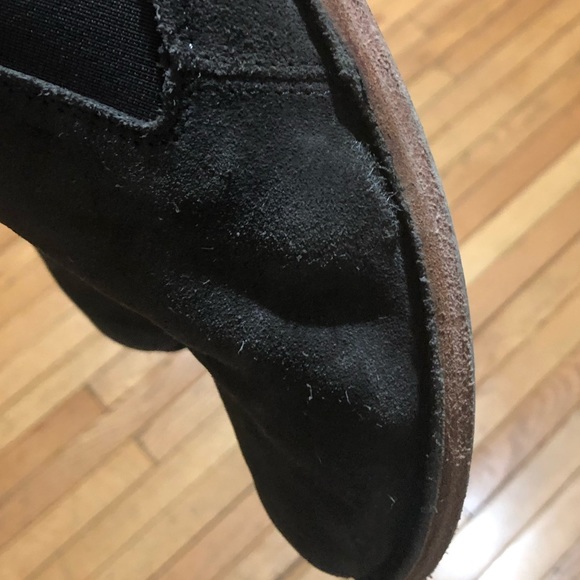 Unique Vince Slip-On Dark Grey Suede and Wooden Loafers Size: 8 - Picture 4 of 6